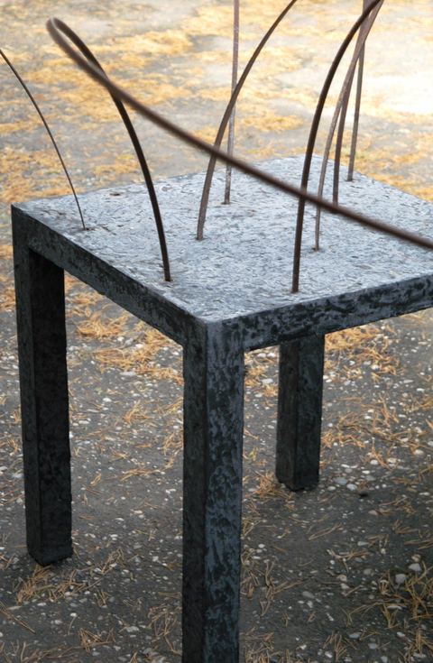 Social talk, 2002, beton, cortenstaal